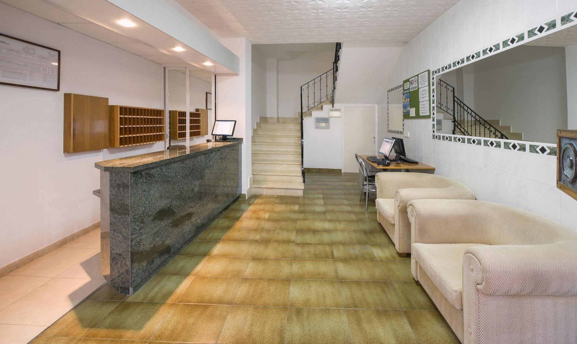 Hostal Roca San Antonio  Eksteriør billede